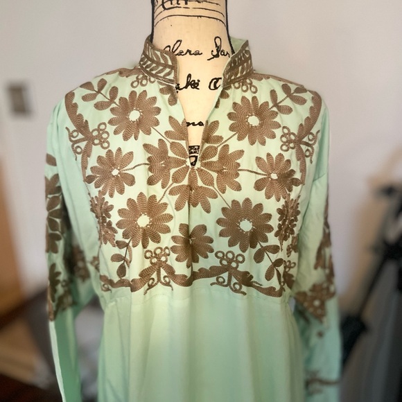 New- Handmade Kaftan from India in Mint Green Floral Embroidered Dress size 3XL - Picture 8 of 15